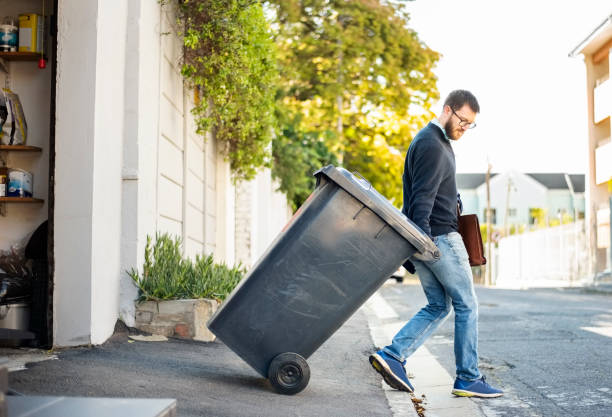 Best Yard Waste Removal  in Sterling Heights, MI