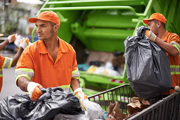 Best Garage Cleanout Services  in Sterling Heights, MI
